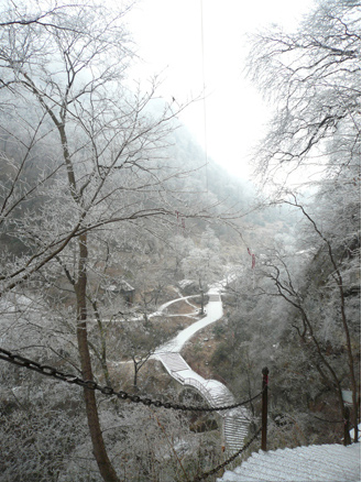 峰岩桥石